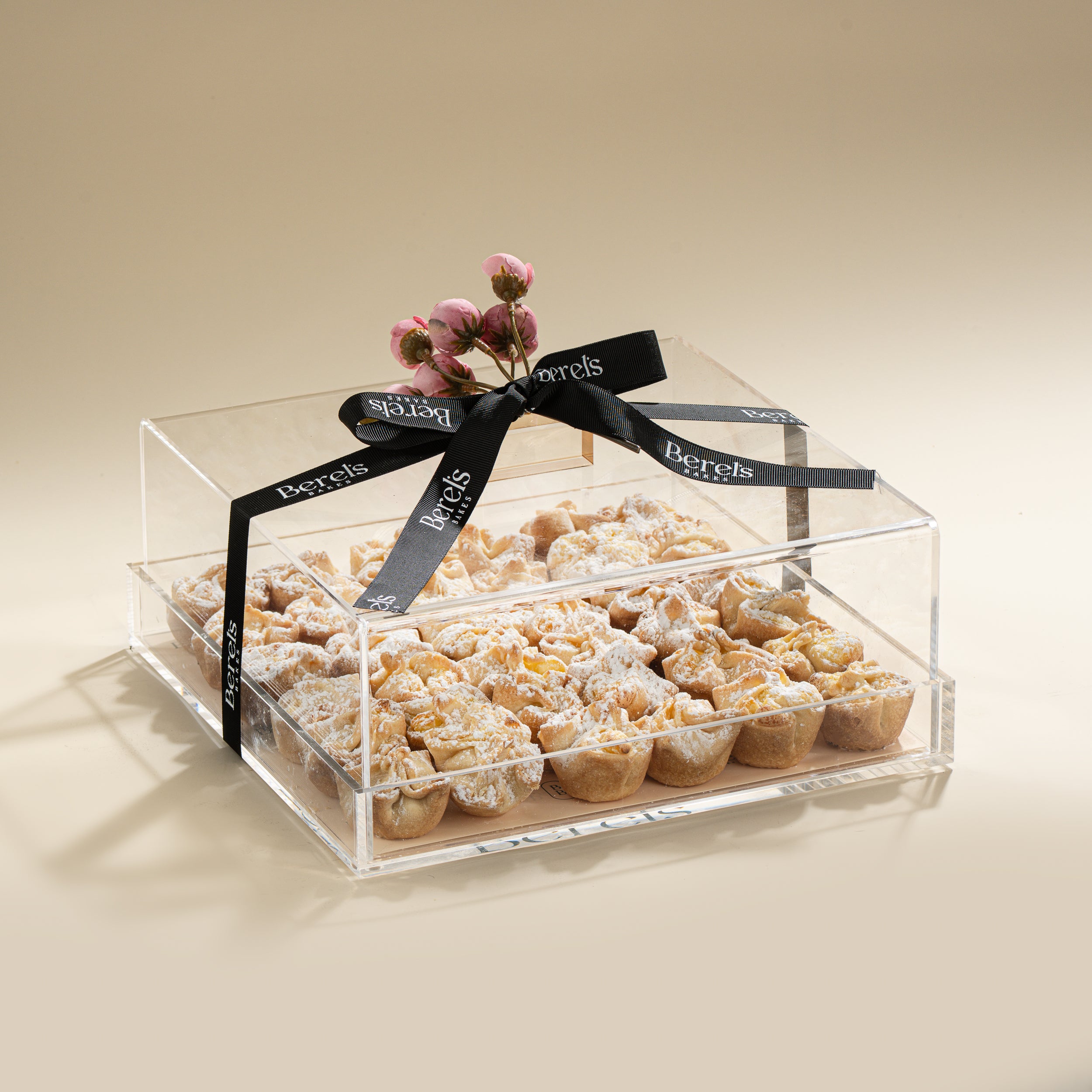 Sqaure Acrylic Dome with 36 Cheese Florets