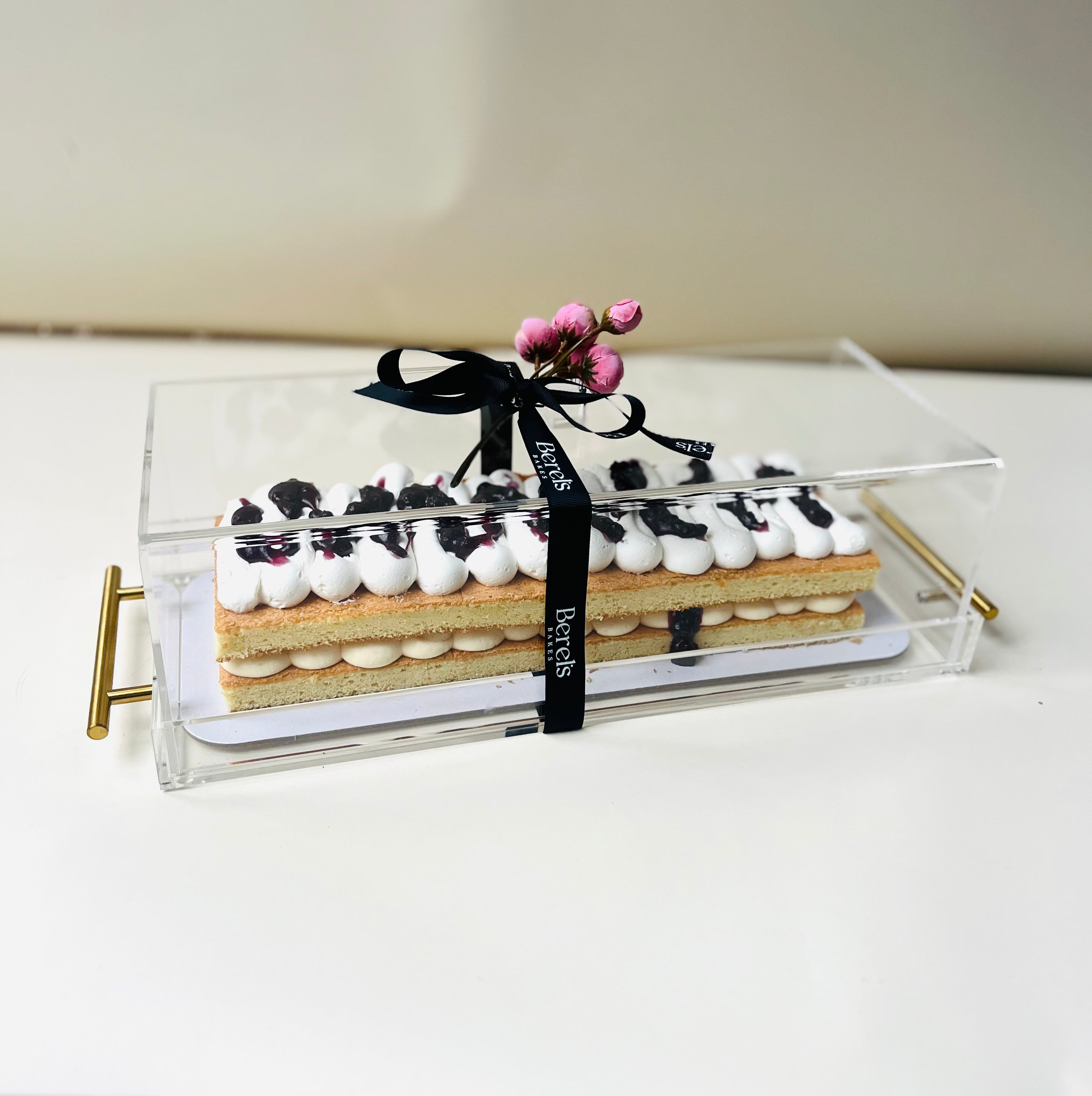 Blueberry Log in Gifted Long Acrylic Dome and Cover